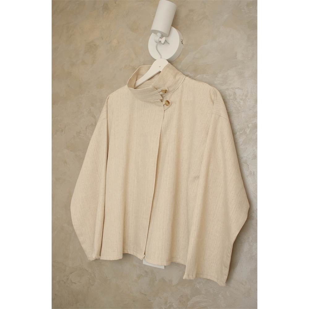 Kısa bej luna coat