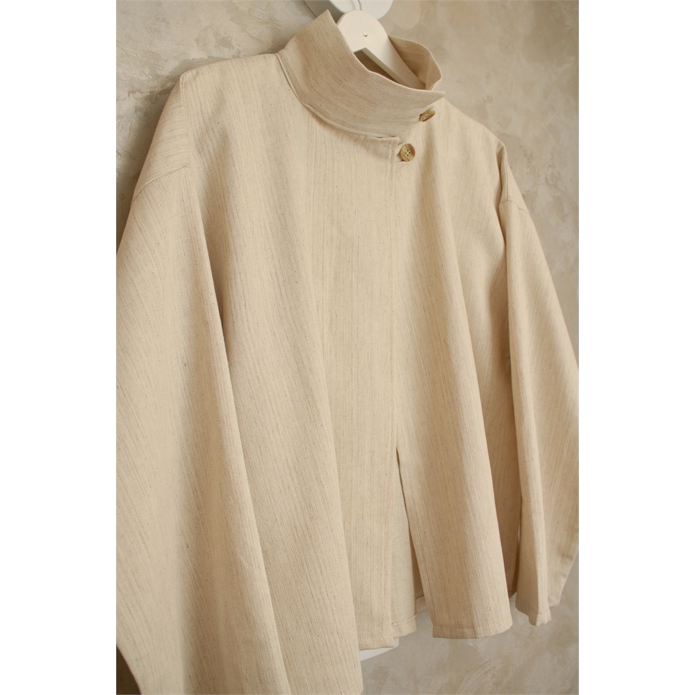 Kısa bej luna coat